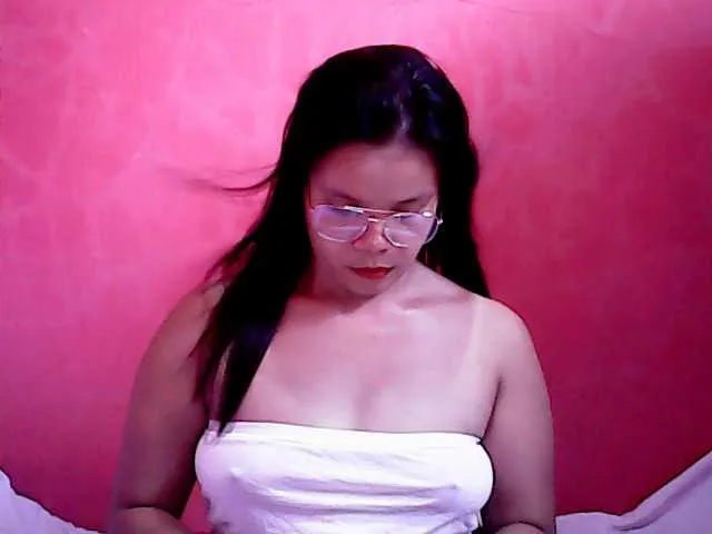 Live sex webcam photo for wetpinay69 #278079743
