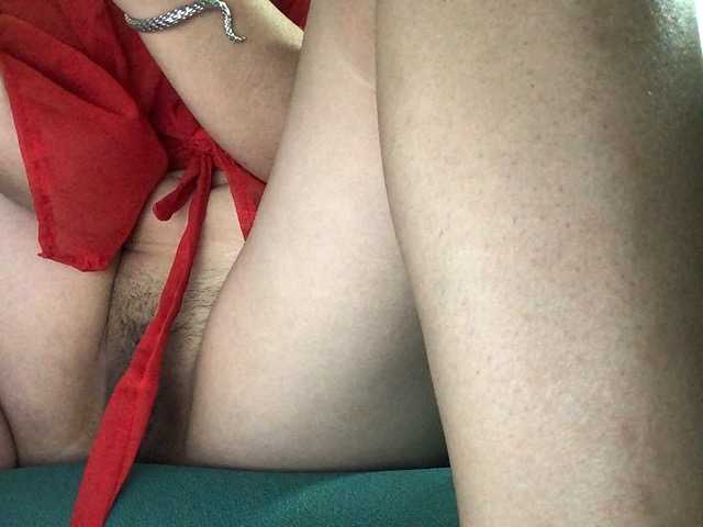 Live sex webcam photo for wettt12910 #271965515