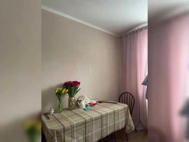 Live sex webcam photo for whiteTEAa #290641298