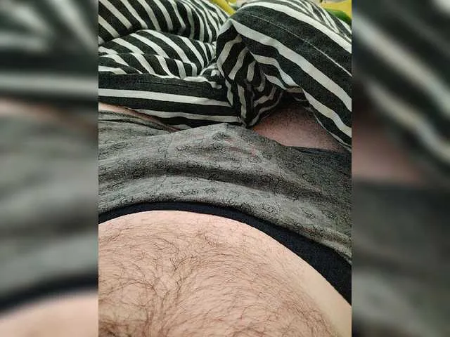 Live sex webcam photo for whitecock2 #277361383
