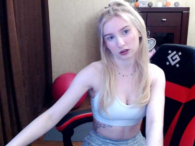 Live sex webcam photo for whiteprincess #273493874