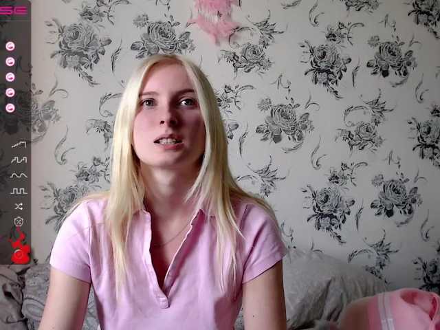 Live sex webcam photo for whiteprincess #274237864