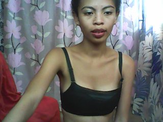 Live sex webcam photo for WhitepussyG #228478687