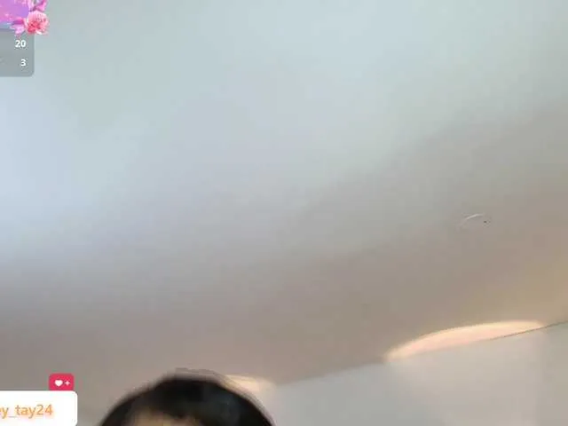 Live sex webcam photo for whitney-tay #290674417