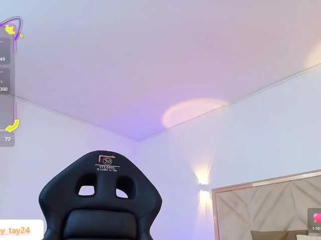 Live sex webcam photo for whitney-tay #291001207