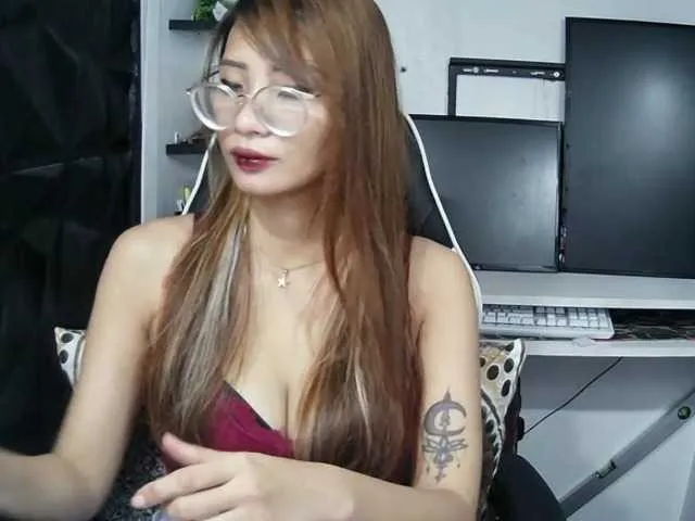 Live sex webcam photo for wildAlessia #274266808