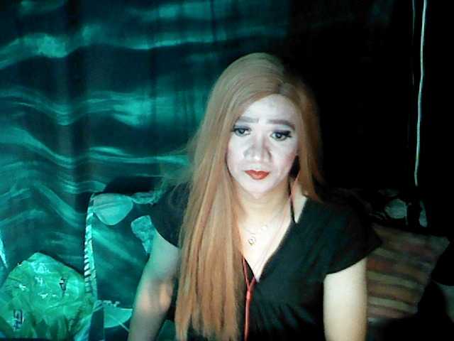 Live sex webcam photo for wildkimts #289934832