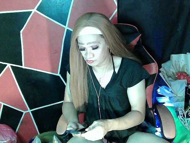 Live sex webcam photo for wildkimts #291670723