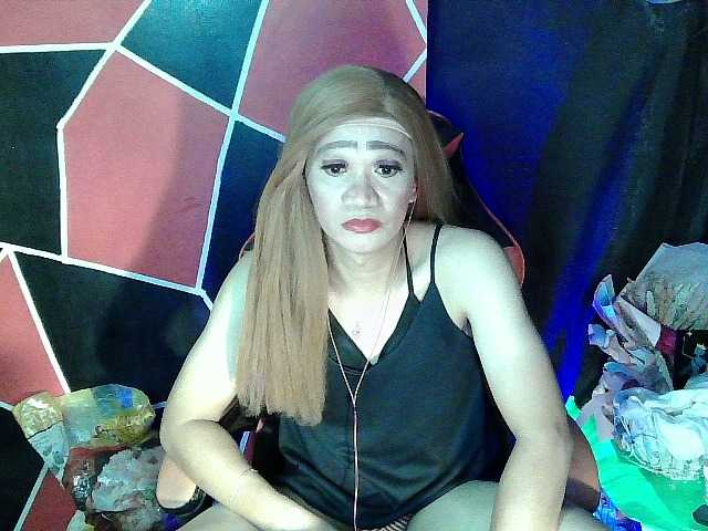 Live sex webcam photo for wildkimts #292416994