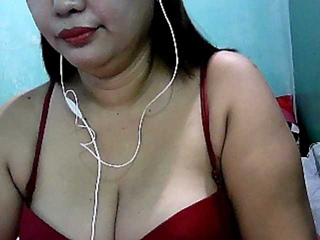 Live sex webcam photo for wildmom4u #274049988