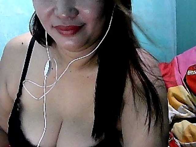 Live sex webcam photo for wildmom4u #274094314