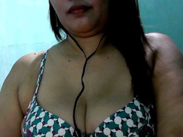 Live sex webcam photo for wildmom4u #274269853