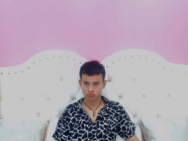 Live sex webcam photo for willycollins #274281053