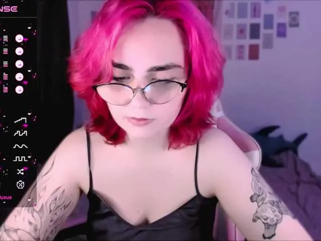 Live sex webcam photo for witch-heart #277433157