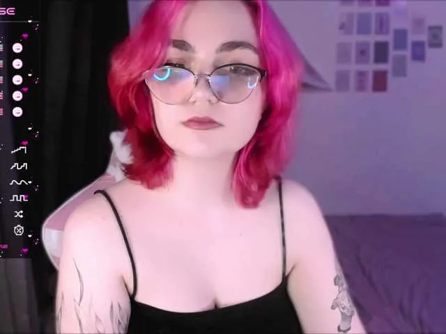 Live sex webcam photo for witch-heart #277473392