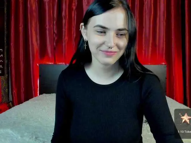 Live sex webcam photo for witch-lady18 #276317843