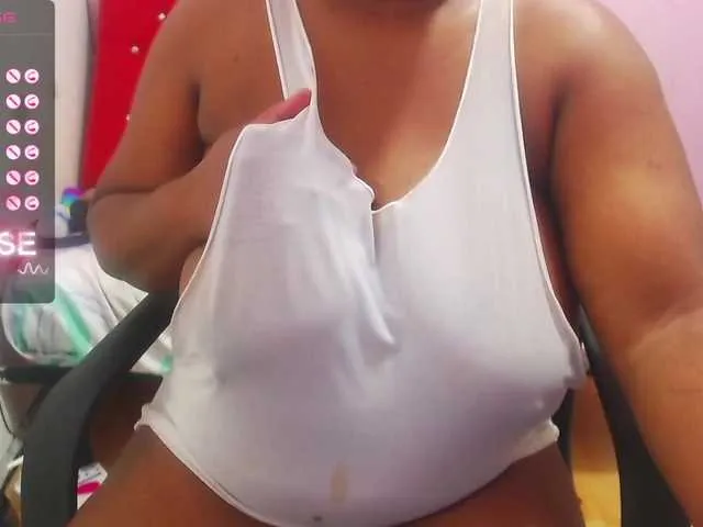 Live sex webcam photo for wonderdiana #276837992