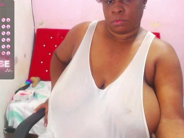 Live sex webcam photo for wonderdiana #277252937