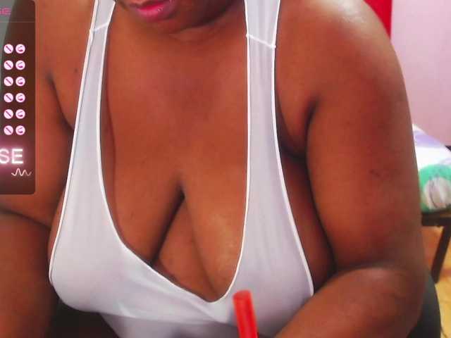 Live sex webcam photo for wonderdiana #277330950