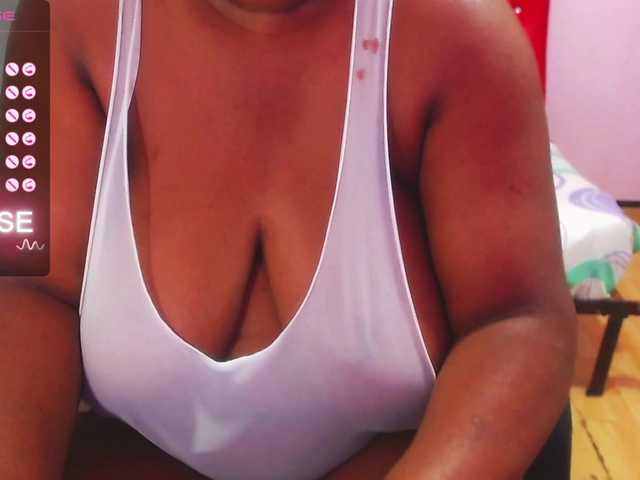 Live sex webcam photo for wonderdiana #277348002