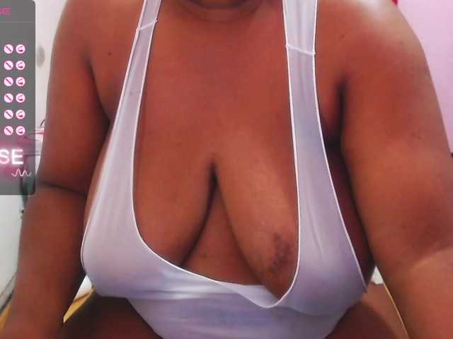 Live sex webcam photo for wonderdiana #277597953