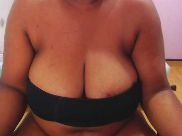Live sex webcam photo for wonderdiana #277732916