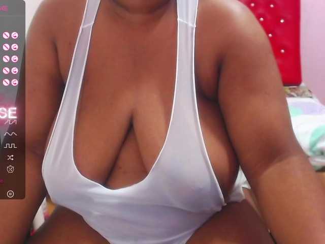 Live sex webcam photo for wonderdiana #277795938