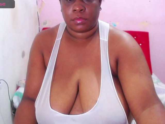 Live sex webcam photo for wonderdiana #277856171