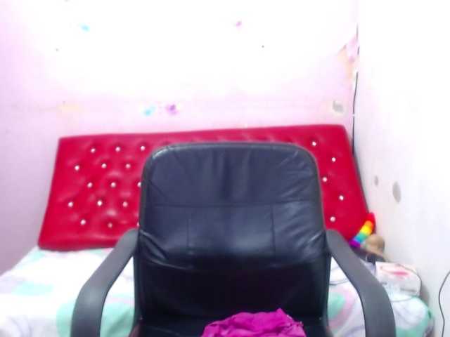 Live sex webcam photo for wonderdiana #277944530