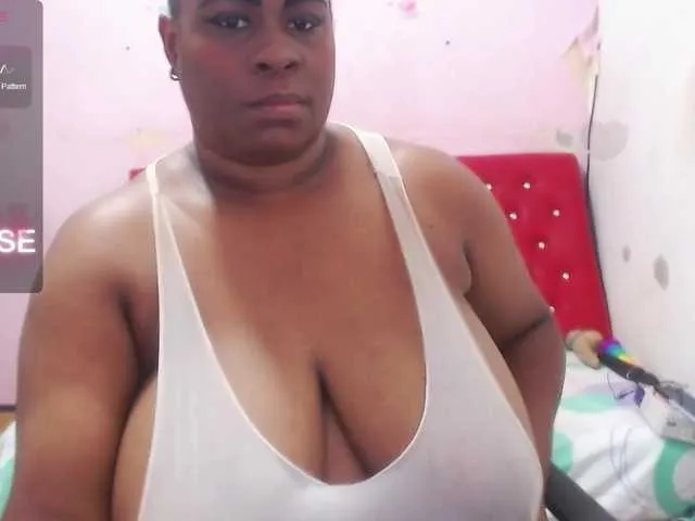 Live sex webcam photo for wonderdiana #278046052