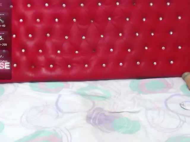 Live sex webcam photo for wonderdiana #289391519