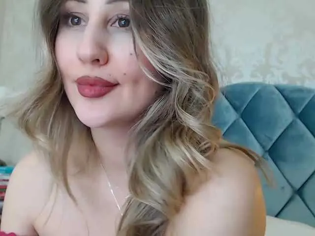 Live sex webcam photo for wowLILIwow #276693593