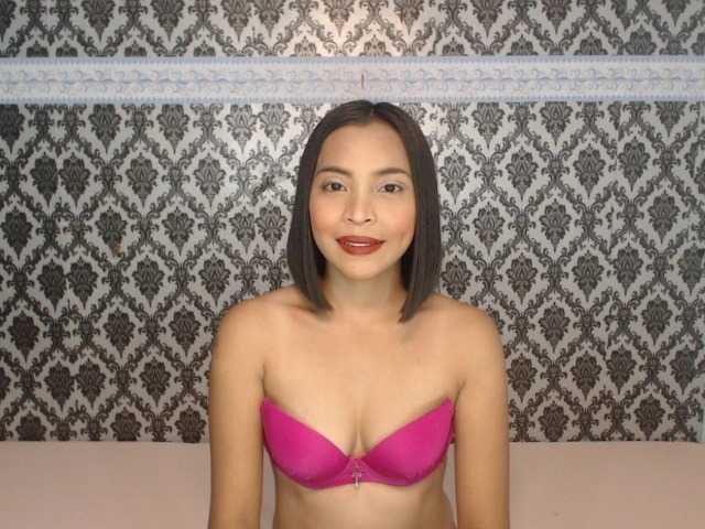 Live sex webcam photo for wowpinay69 #271727695