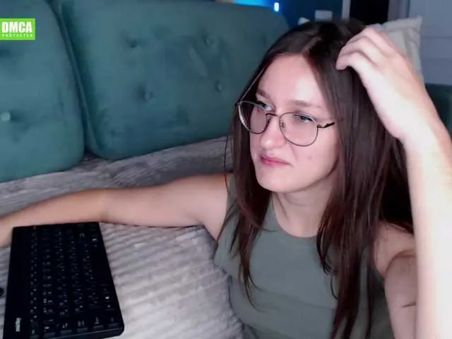 Live sex webcam photo for wowpups #276691695