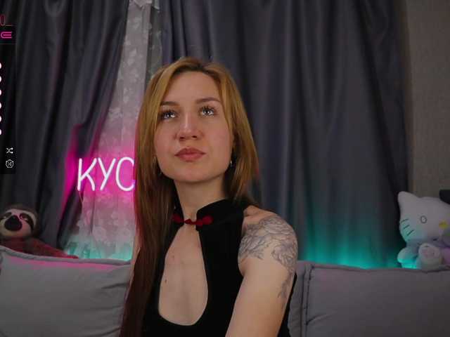 Live sex webcam photo for x-----x #275773304