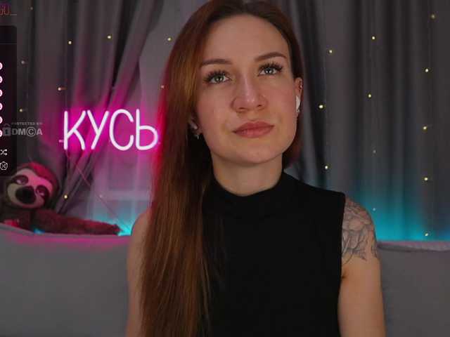 Live sex webcam photo for x-----x #278206646