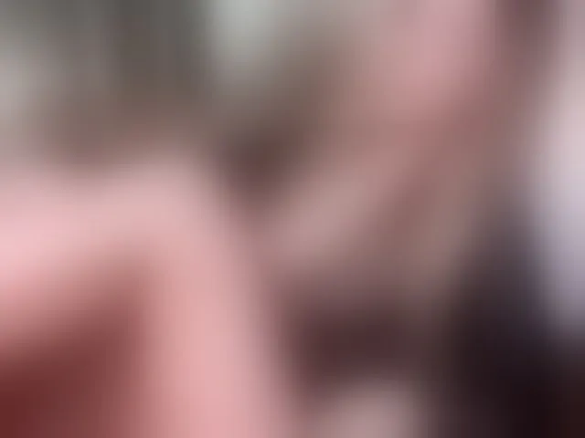 Live sex webcam photo for x-----x #293360935