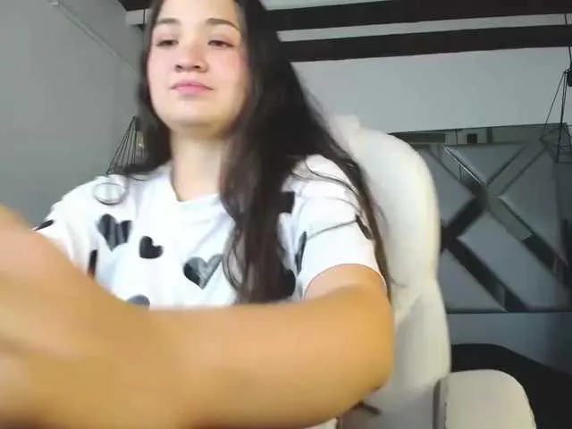Live sex webcam photo for x-Esmeralda #276013596