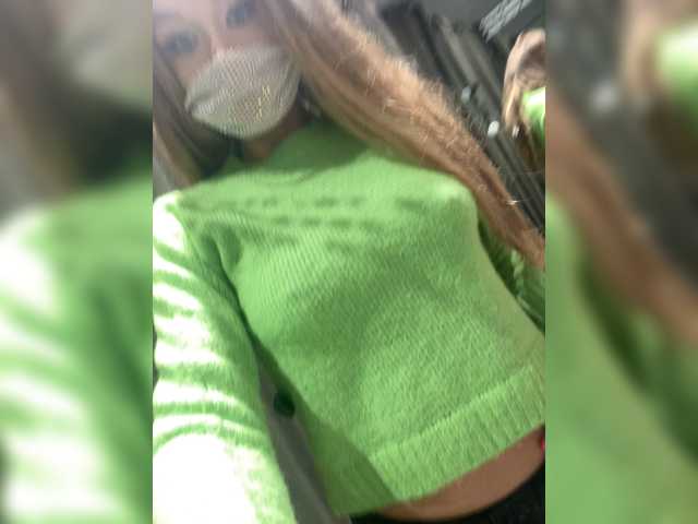 Live sex webcam photo for x-NaStyA-x #271864370