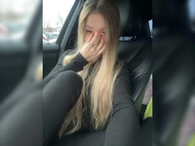 Live sex webcam photo for x-NaStyA-x #276739357