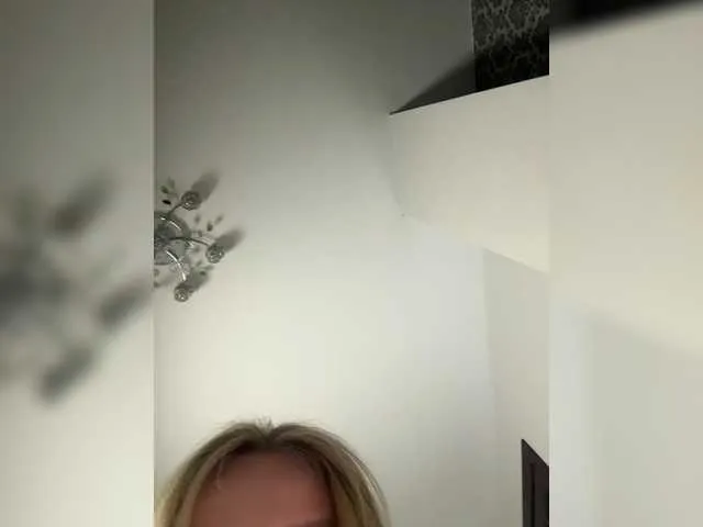 Live sex webcam photo for x-NaStyA-x #286550260