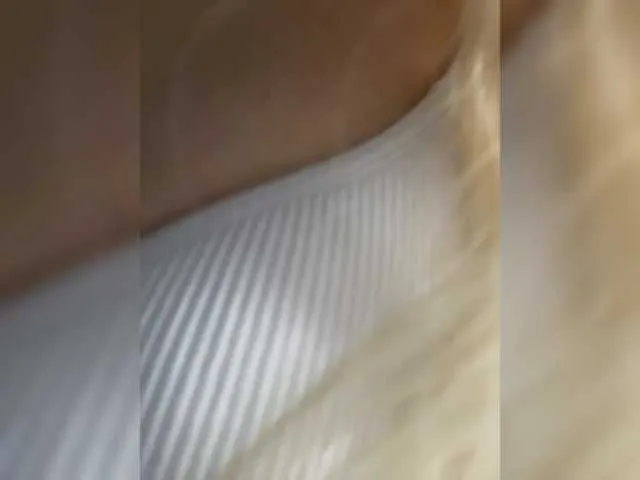 Live sex webcam photo for x-NaStyA-x #292253184