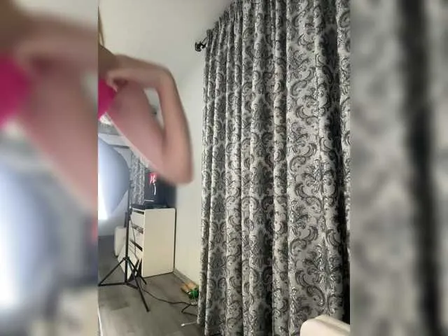 Live sex webcam photo for x-NaStyA-x #292285676