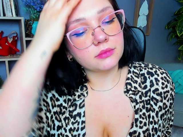 Live sex webcam photo for xInesX #272160011