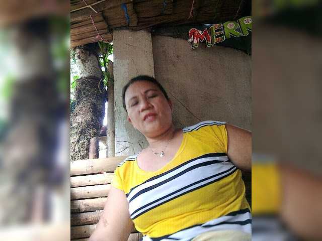 Live sex webcam photo for xJuicy-Pinayx #276480424