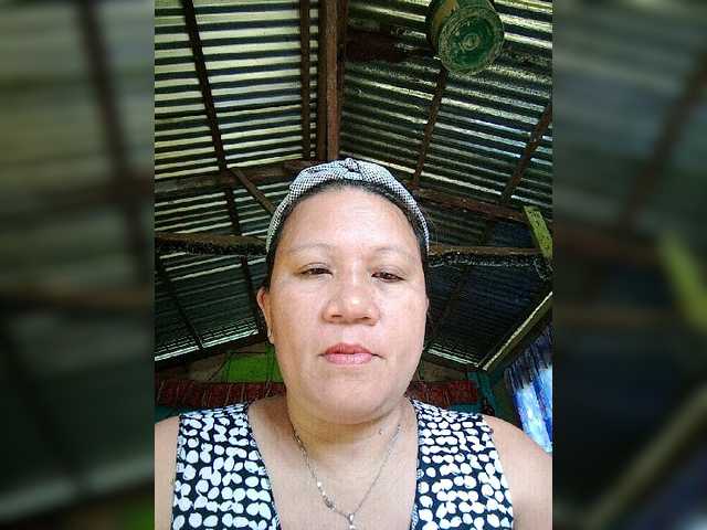 Live sex webcam photo for xJuicy-Pinayx #276499345