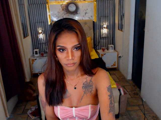 Live sex webcam photo for xMONSTERanac0nda #277724314