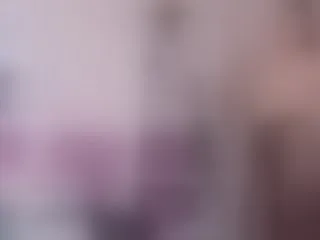 Live sex webcam photo for xMira #159918440