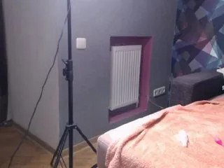 Live sex webcam photo for xMira #168351539