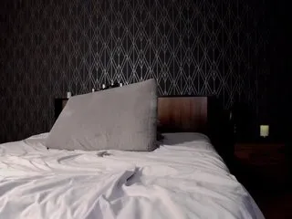 Live sex webcam photo for xMira #187921312